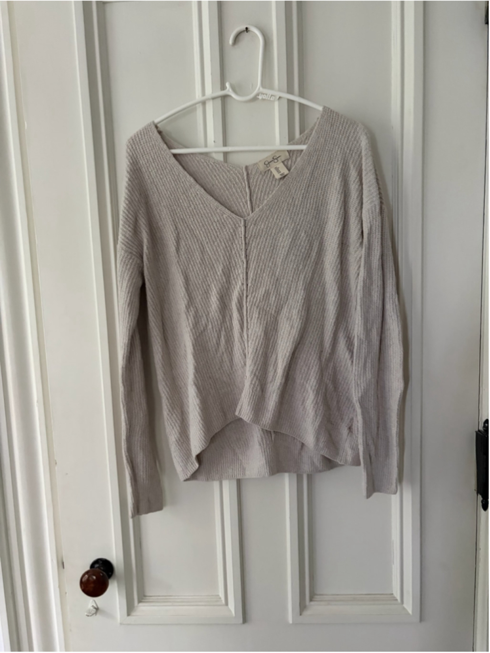 Jessica Simpson V-Neck Sweater Beige Size S